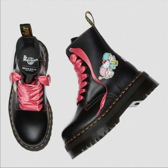 NEW Dr. Martens Hello Kitty & Friends Jadon Platform - Picture 6 of 9